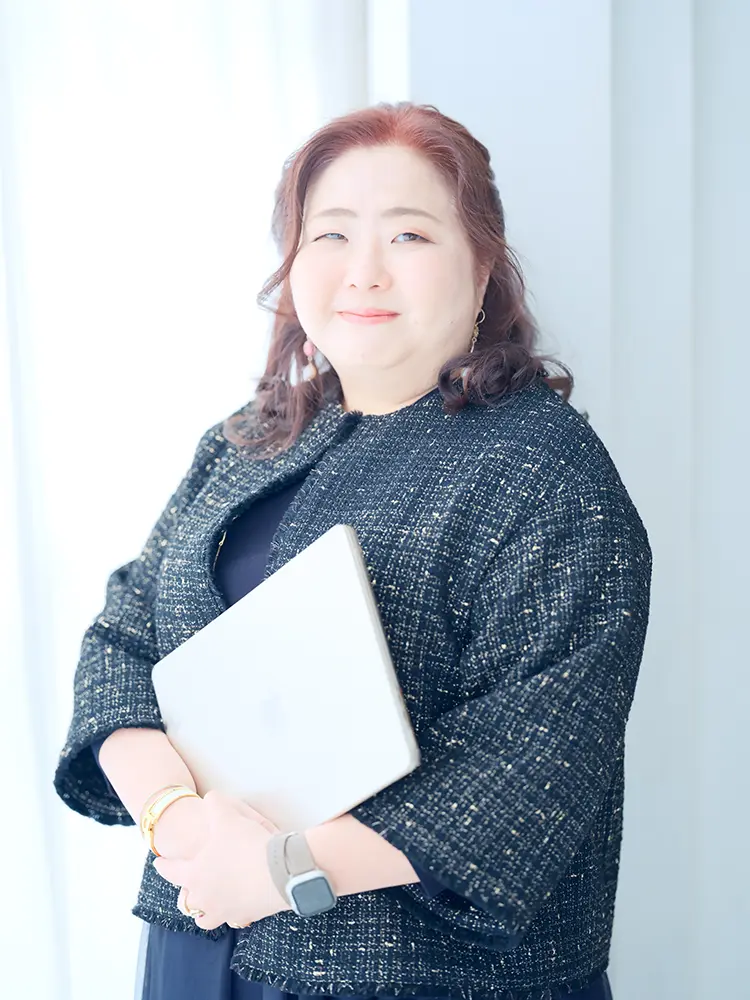 認定プロファイラー：山本乃梨子(やまもと のりこ)様のお写真